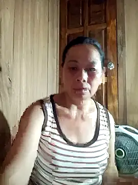 Snapshot of Ari-Na9 chatting on 06-14-26, 06:03 Ari-Na9 online show from 06-14-26, 06:03