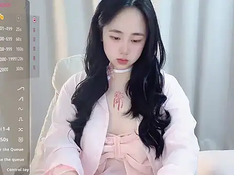 Hanzaizai32902 online show from 04-22-26, 04:14