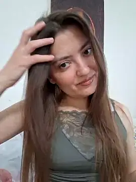 Snapshot of Alba2331 chatting on 05-03-26, 10:09 Alba2331 online show from 05-03-26, 10:09