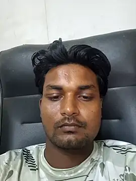 Snapshot of Gujju_here chatting on 08-05-26, 05:34 Gujju here online show from 08-05-26, 05:34