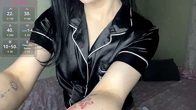 Madisonlovx online show from 06-18-26, 07:30