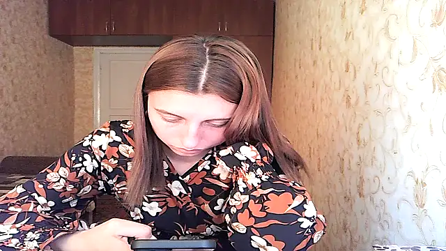 Snapshot of MilaShka29 chatting on 05-12-26, 08:43 MilaShka29 online show from 05-12-26, 08:43