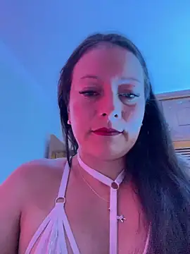 SamiiContreras  online show from 06-03-26, 02:33