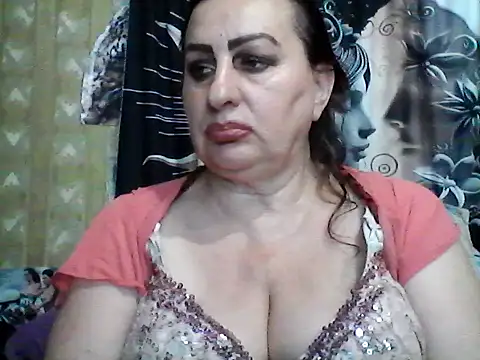LoaqLovew online show from 06-19-26, 12:00