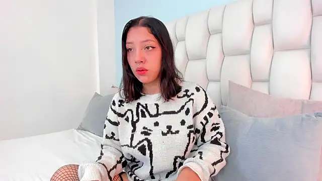 Snapshot of vayra_moon chatting on 06-06-26, 12:54 vayra moon online show from 06-06-26, 12:54