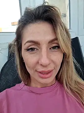 SofiaLace online show from 05-28-26, 05:08
