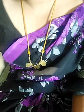 Snapshot of Call_Honey chatting on 07-08-26, 05:30 Call Honey online show from 07-08-26, 05:30