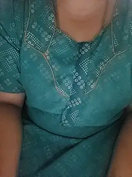 Snapshot of Call_Honey chatting on 08-07-26, 02:06 Call Honey online show from 08-07-26, 02:06