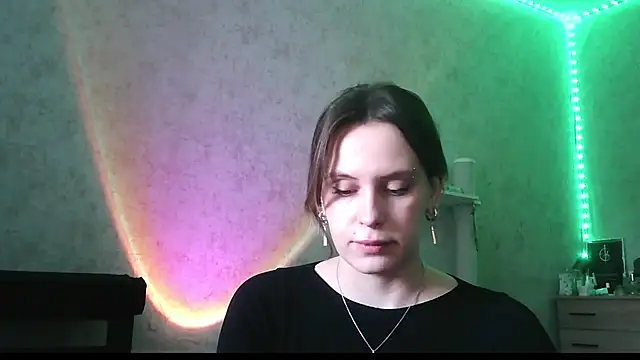 Snapshot of shy_Miracle chatting on 07-03-26, 12:00 shy Miracle online show from 07-03-26, 12:00