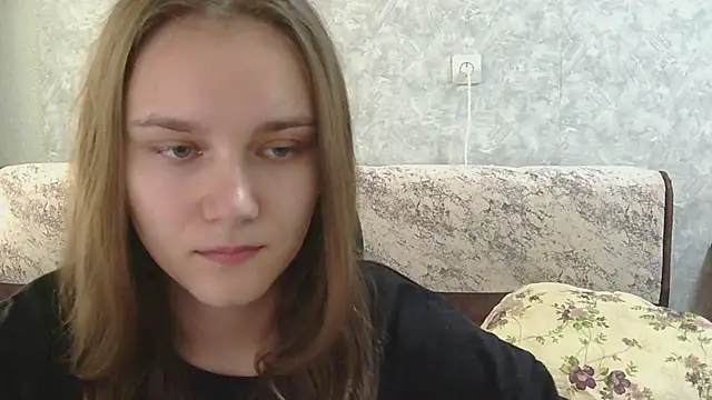 DolcezzaCream online show from 07-27-26, 10:55