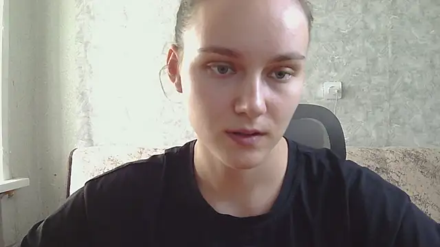 Snapshot of DolcezzaCream chatting on 05-26-26, 02:48 DolcezzaCream online show from 05-26-26, 02:48