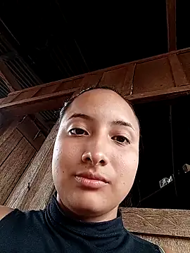 Snapshot of Soffia-zapata chatting on 05-20-26, 08:17 Soffia-zapata online show from 05-20-26, 08:17