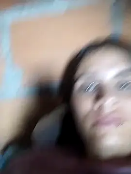 Snapshot of iris098765 chatting on 05-18-26, 06:23 iris098765 online show from 05-18-26, 06:23