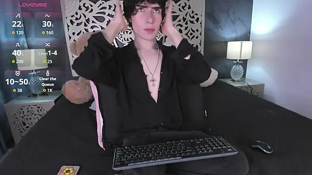 DemonFoxx online show from 06-11-26, 12:35