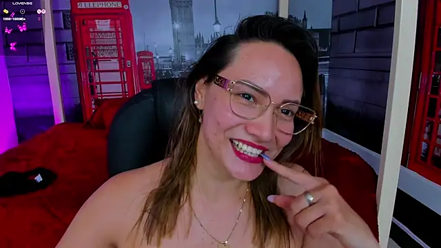 Snapshot of princess_anny5 chatting on 07-06-26, 03:03 princess anny5 online show from 07-06-26, 03:03