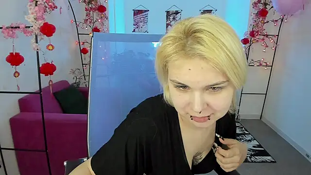 EndlessDreamm online show from 04-27-26, 09:40