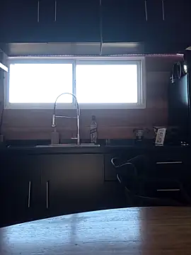 pantera24cm online show from 04-23-26, 04:08