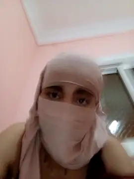 fatiflour99 online show from 04-23-26, 04:52