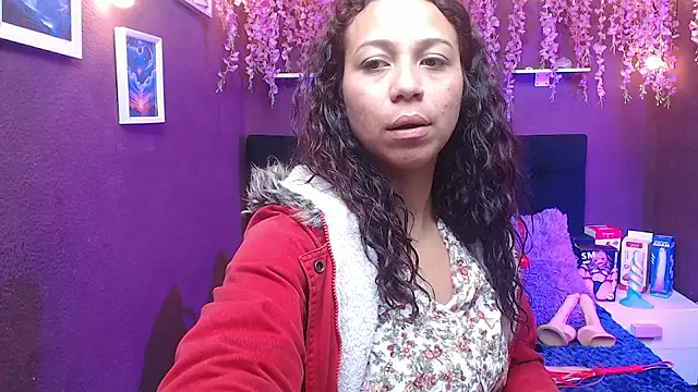 Snapshot of monik299 chatting on 04-28-26, 01:15 monik299 online show from 04-28-26, 01:15