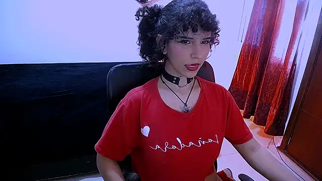 Snapshot of Nyxxei chatting on 05-12-26, 08:26 Nyxxei online show from 05-12-26, 08:26