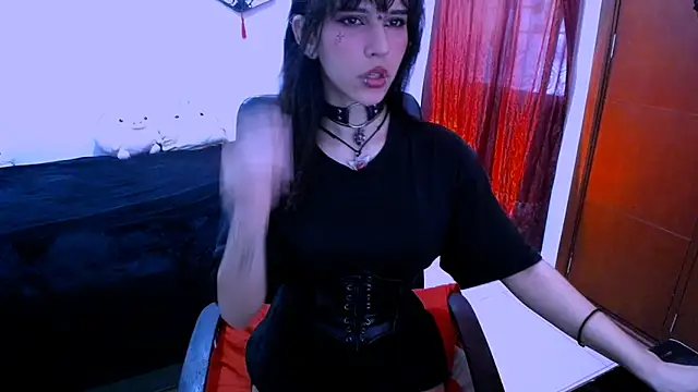 Snapshot of Nyxxei chatting on 06-18-26, 09:31 Nyxxei online show from 06-18-26, 09:31