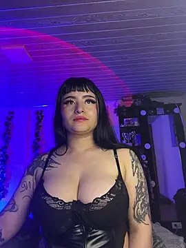 Snapshot of naeniademontyy chatting on 04-29-26, 01:21 naeniademontyy online show from 04-29-26, 01:21