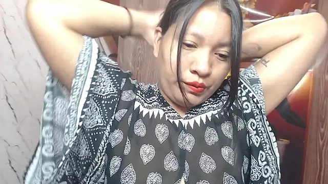 Sol vannesa online show from 05-18-26, 11:42