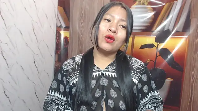 Sol vannesa online show from 05-19-26, 01:56