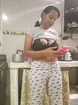 Snapshot of Stefany_03_ chatting on 06-28-26, 01:23 Stefany 03 online show from 06-28-26, 01:23