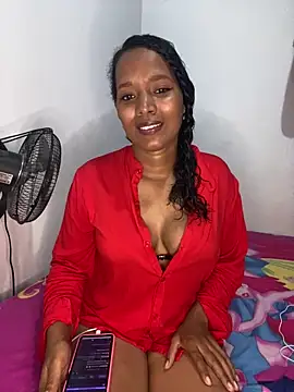 Snapshot of Stefany_03_ chatting on 05-18-26, 10:47 Stefany 03 online show from 05-18-26, 10:47