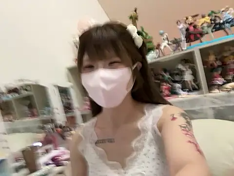 Snapshot of crazyhappy_omanko chatting on 05-11-26, 02:45 crazyhappy omanko online show from 05-11-26, 02:45