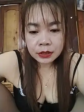 Snapshot of Squirt107 chatting on 07-16-26, 03:25 Squirt107 online show from 07-16-26, 03:25