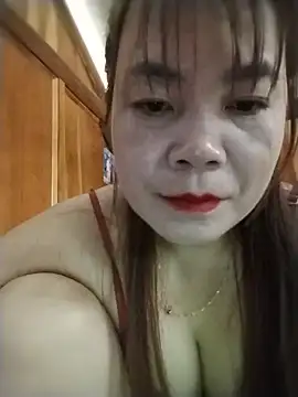 Snapshot of Squirt107 chatting on 07-24-26, 03:13 Squirt107 online show from 07-24-26, 03:13
