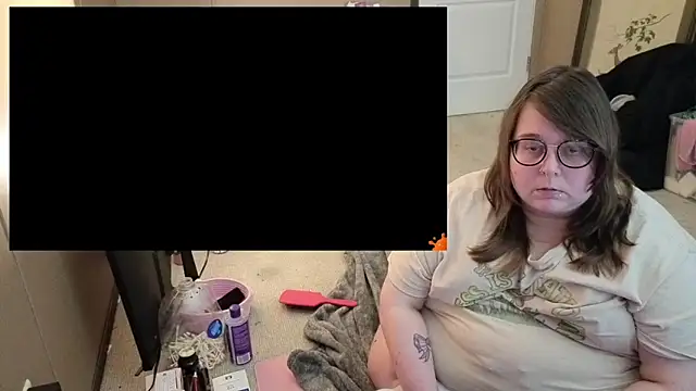 Snapshot of princessghostiii chatting on 07-15-26, 10:28 princessghostiii online show from 07-15-26, 10:28