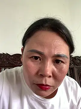 Snapshot of Helen-baby chatting on 04-26-26, 05:38 Helen-baby online show from 04-26-26, 05:38