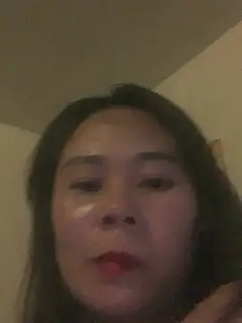 Snapshot of Helen-baby chatting on 04-29-26, 11:03 Helen-baby online show from 04-29-26, 11:03