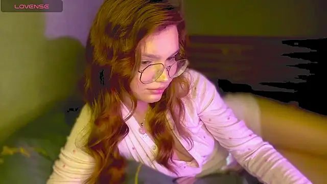 Snapshot of TessaLust_ chatting on 05-11-26, 07:55 TessaLust online show from 05-11-26, 07:55