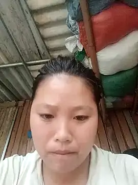 Snapshot of Baby-xinh chatting on 05-18-26, 12:11 Baby-xinh online show from 05-18-26, 12:11