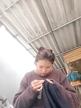 Snapshot of Baby-xinh chatting on 04-29-26, 01:21 Baby-xinh online show from 04-29-26, 01:21
