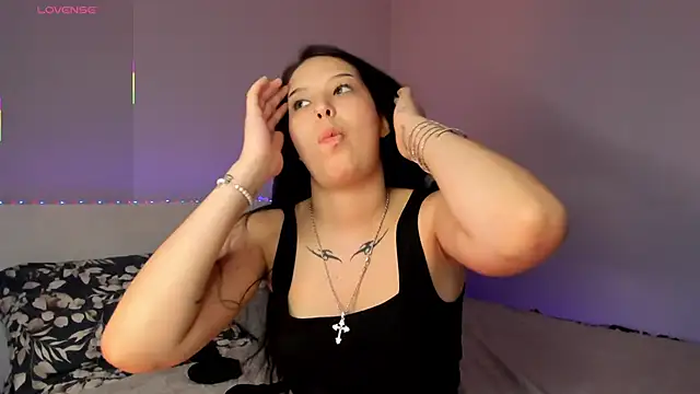 Snapshot of missinfull chatting on 05-27-26, 01:40 missinfull online show from 05-27-26, 01:40