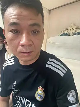 xiaowei zhibo online show from 05-06-26, 12:58