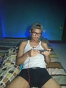 Snapshot of ZONK_BOY69 chatting on 07-13-26, 03:33 ZONK BOY69 online show from 07-13-26, 03:33