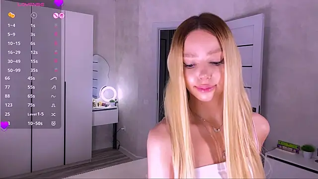 Snapshot of Mooniesiesita chatting on 07-16-26, 09:23 Mooniesiesita online show from 07-16-26, 09:23