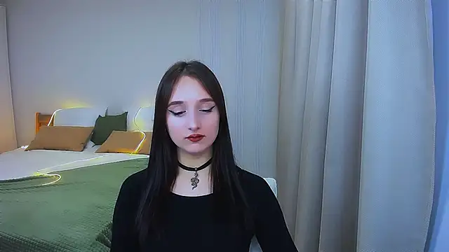 JulietteMonli online show from 06-18-26, 11:26