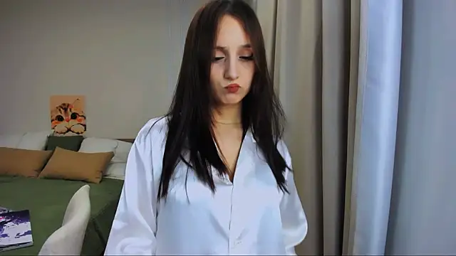 JulietteMonli online show from 07-07-26, 07:06