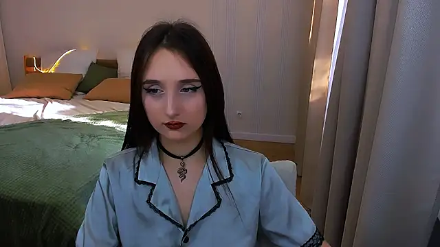 JulietteMonli online show from 06-14-26, 02:29
