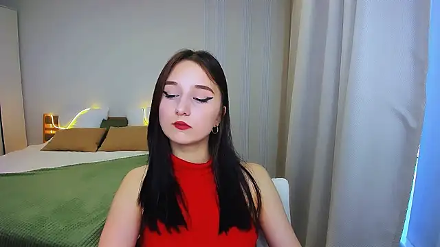 Snapshot of JulietteMonli chatting on 06-12-26, 12:03 JulietteMonli online show from 06-12-26, 12:03