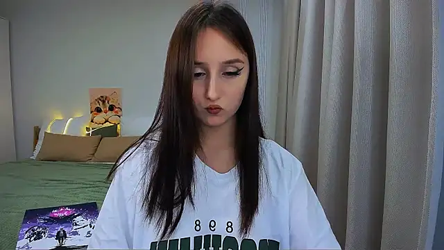 JulietteMonli online show from 07-14-26, 02:05