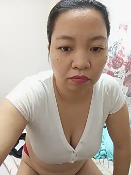 jhenbigmelon online show from 05-17-26, 05:07