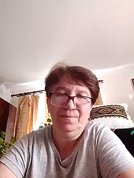 Snapshot of KetQueen101 chatting on 05-11-26, 02:29 KetQueen101 online show from 05-11-26, 02:29